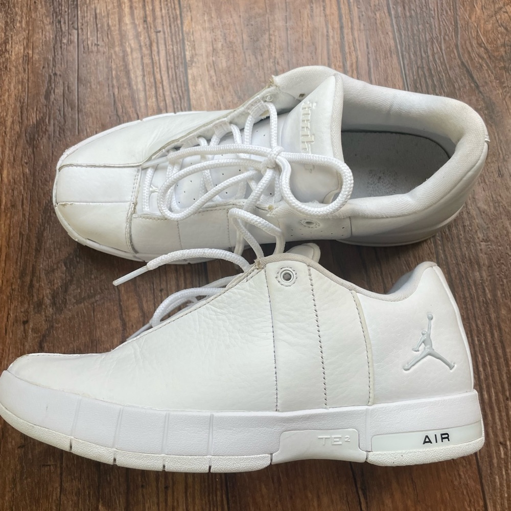 Jordan Team Elite 2 Boys' Low White
5.5